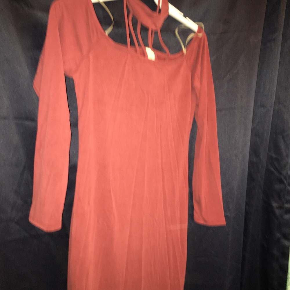 DRESS UP TONIGHT COCO AVANTE SIZE MEDIUM MAROON - Picture 6 of 8